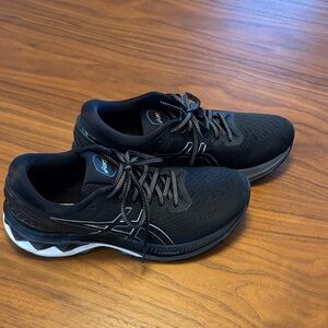 ASICS Women's Gel-Kayano 27 Black Athletic Shoes Size 10